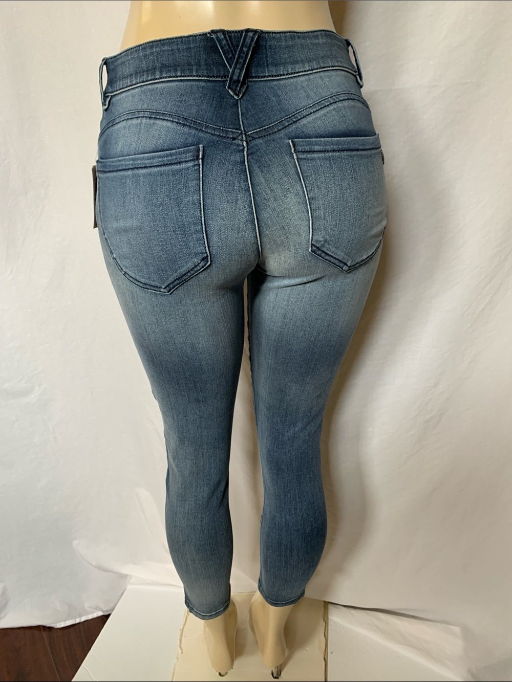 DEMOCRACY Jeans Women’s Tummy Control Size 4 Petite Mid Wash Skinny Jeans NWT - Picture 6 of 7